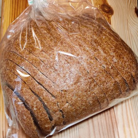 Piszkei bio tönköly kenyér, élesztő ment. szeletelt 500g